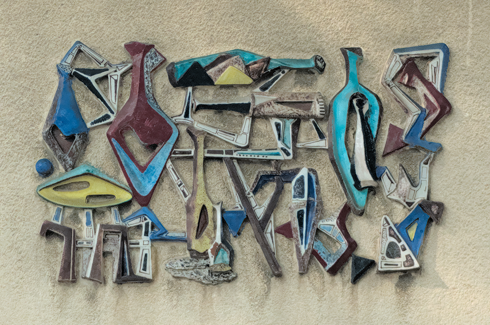 Autore non identificato [Giovanni Petucco?, Pompeo Pianezzola?], decorazione in ceramica sulla facciata di un'abitazione (Giovanni Zabai, 1955-56), via Gradenigo 24, Padova