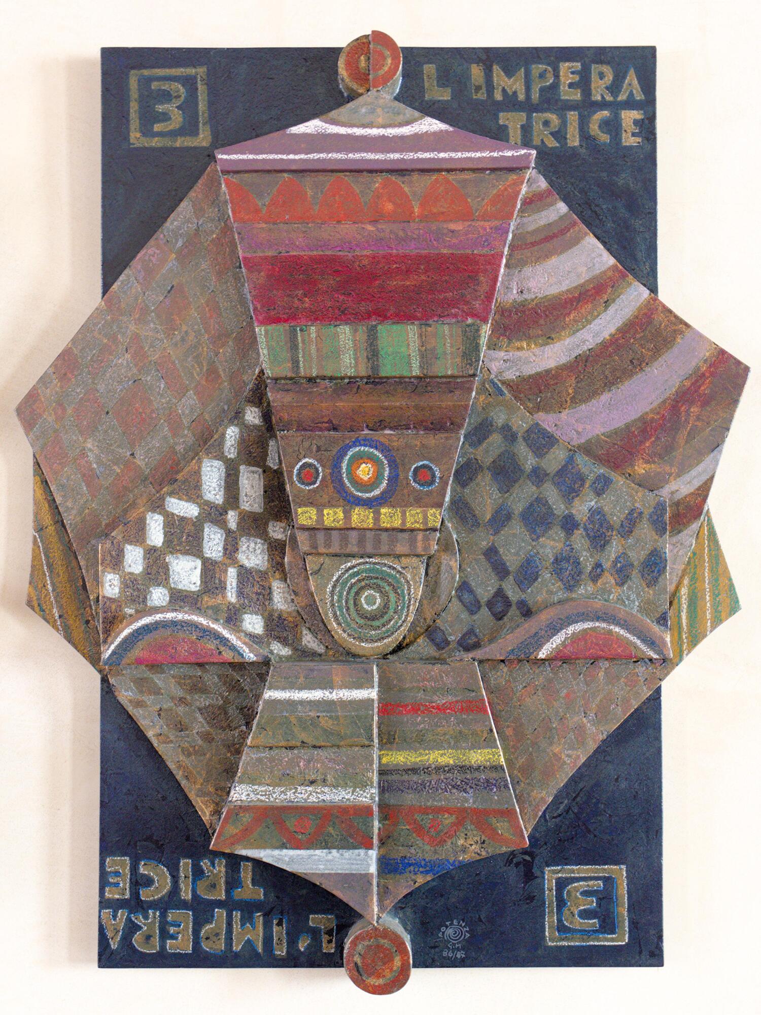 Gianmaria Potenza, *I tarocchi. L'imperatrice*, tavola lignea a più spessori dipinta a tempera, cera e oro, 1987, Banca Monte dei Paschi di Siena, via Giuseppe Verdi 13/15, Padova