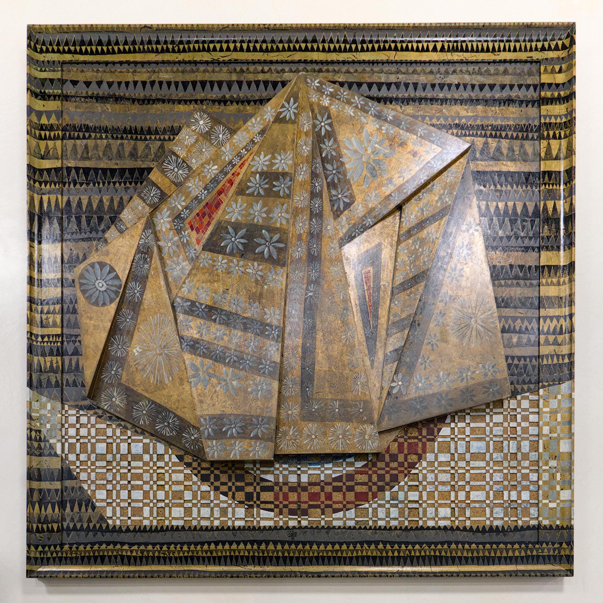 Gianmaria Potenza, *Veliero*, legno dipinto, 1993, Banca Monte dei Paschi di Siena, via Giuseppe Verdi 13/15, Padova