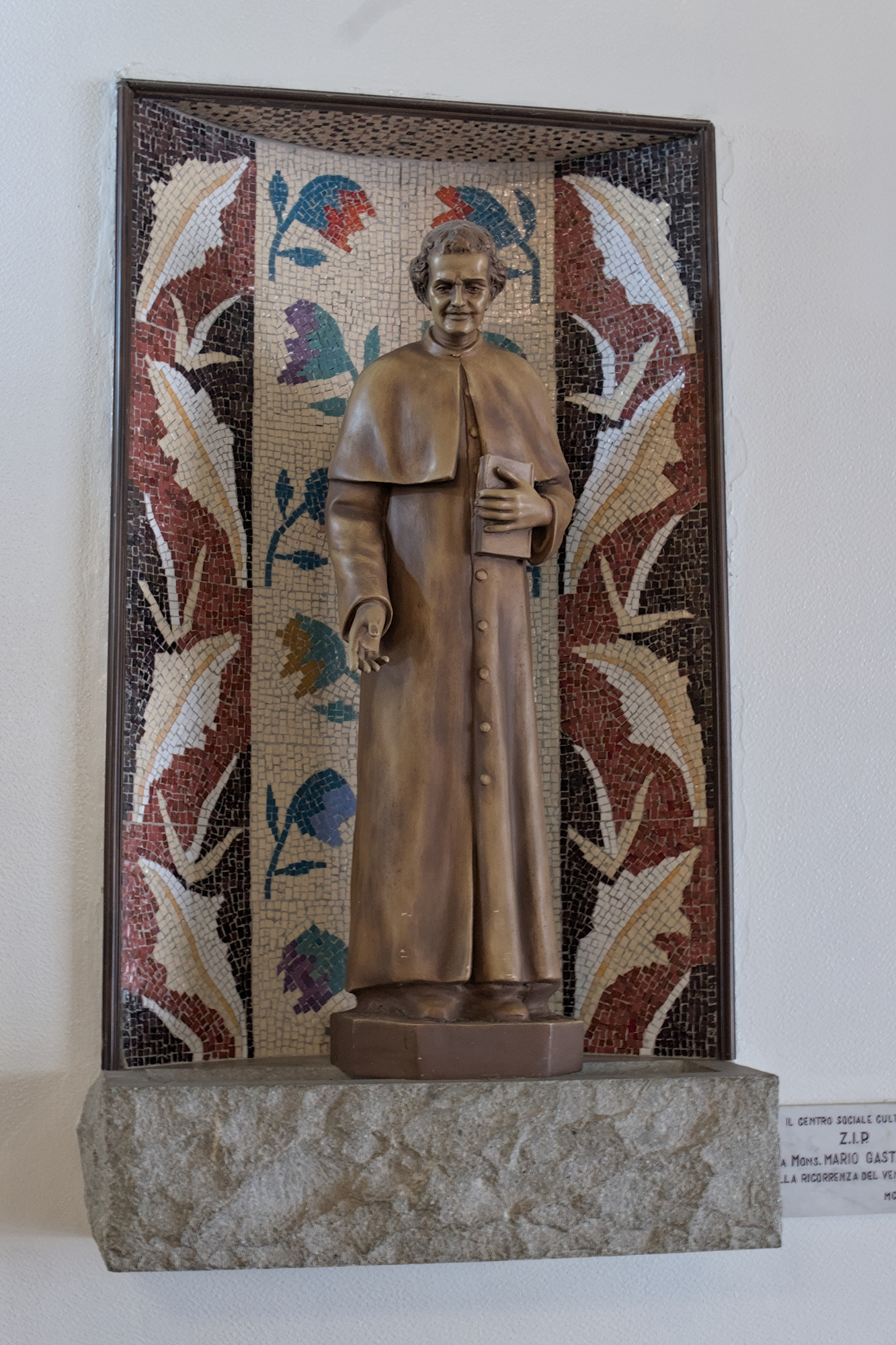 Autore non identificato, nicchia a mosaico, cappella di San Giuseppe Lavoratore (Stanislao Ceschi, 1965), via IV Strada 7, zona industriale, Padova