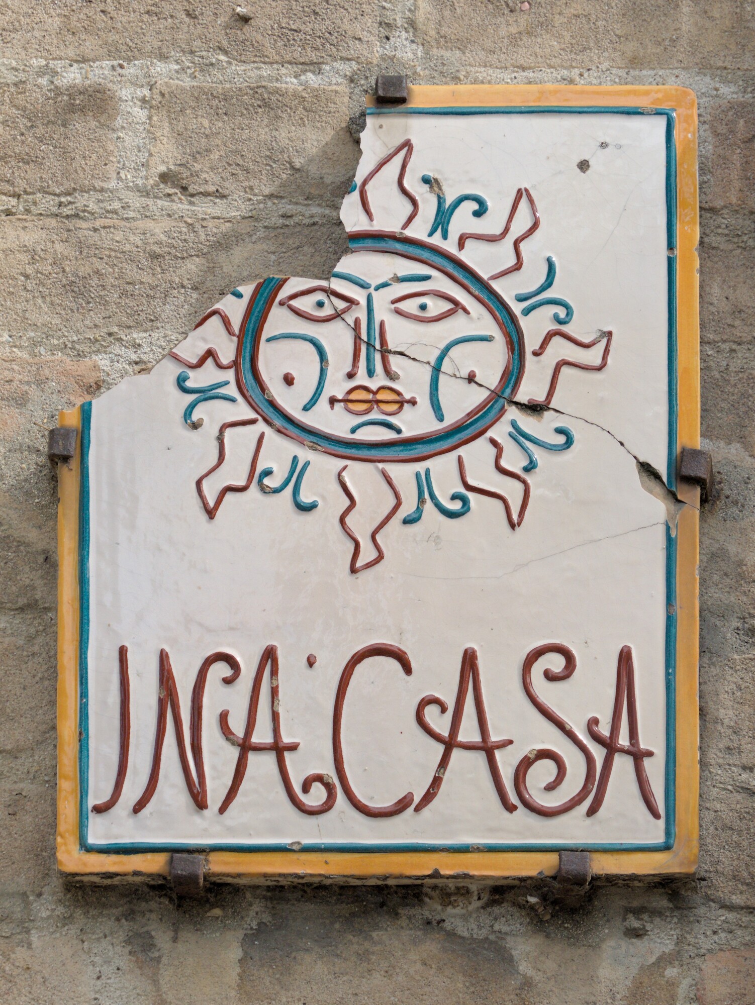Autore non identificato, targa ceramica *INA Casa*, (1949-1963), via Jacopo Filiasi, Padova