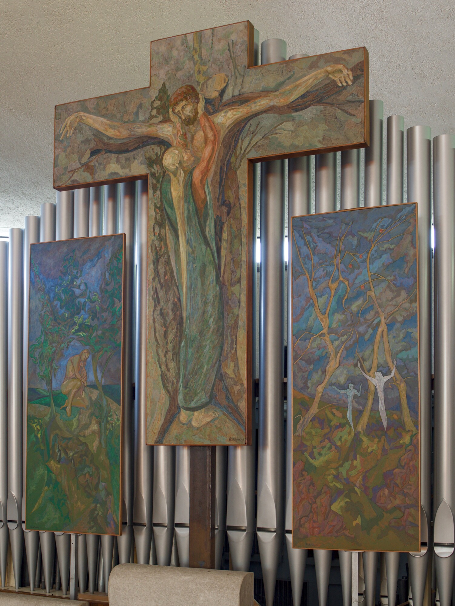 Alberto Rubaltelli, *Crocifisso*, tempera su tavola, 1968; *Ritorno alla Madre*, due tempere su tavola, 1989, chiesa di Santa Rita (Francesco Mansutti, Gino Miozzo, Adele Oddino (1962-67), via Santa Rita 18, Padova